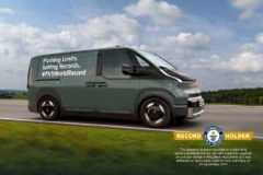 Kia PV5 Cargo: quasi 700 km con una ricarica, un van da record