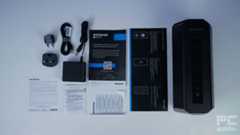Netgear Nighthawk RS700 WiFi 7 Router (BE19000) box contents, source PCGuide