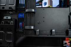 The open left side panel of the HAVN BF 360 Flow showing the cable channel going up and right of the case.