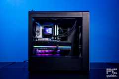 Thhe HAVN BF 360 Flow case from the right side witha glass panel coveriong the build inside.