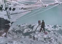 Frank Hurley photographing the Endurance