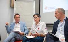 Generalna sekretarka RKS, Cvetka Tomin, kot panelistka na letnem srečanju voditeljev nacionalnih društev Rdečega križa/Rdečega polmeseca