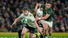 22 November 2025; Garry Ringrose of Ireland and Jesse Kriel of South Africa race for a loose ball during the Quilter Nations Series 2025 match between Ireland and South Africa at the Aviva Stadium in Dublin. Photo by Brendan Moran/Sportsfile 22 November 2025; Garry Ringrose of Ireland and Jesse Kriel of South Africa race for a loose ball during the Quilter Nations Series 2025 match between Ireland and South Africa at the Aviva Stadium in Dublin. Photo by Brendan Moran/Sportsfile