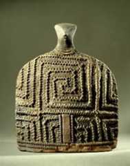 Romania. Statuina in terracotta decorata del 4200 a. C. (Bucarest, Museo Nazionale).De Agostini Picture Library /G. Dagli Orti Romania. Statuina in terracotta decorata del 4200 a. C. (Bucarest, Museo Nazionale).De Agostini Picture Library /G. Dagli Orti