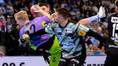 Fabian Wiede (vorn) hat sich in Veszprem verletzt.