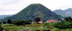 Mākeo mountain