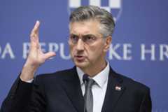 Zagreb: Premijer Andrej Plenković održao izvanrednu konferenciju za medije